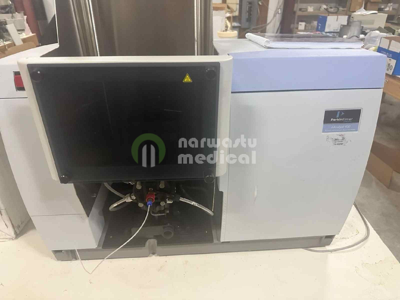 PerkinElmer AAnalyst 400 Atomic Absorption Spectrometer
